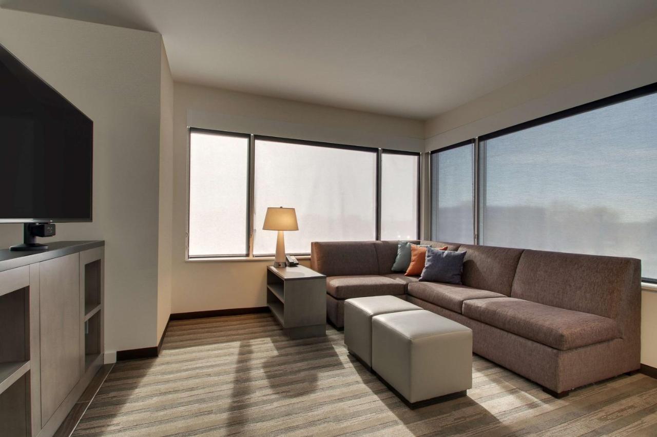 מלון Hyatt House אוק ברוק מראה חיצוני תמונה